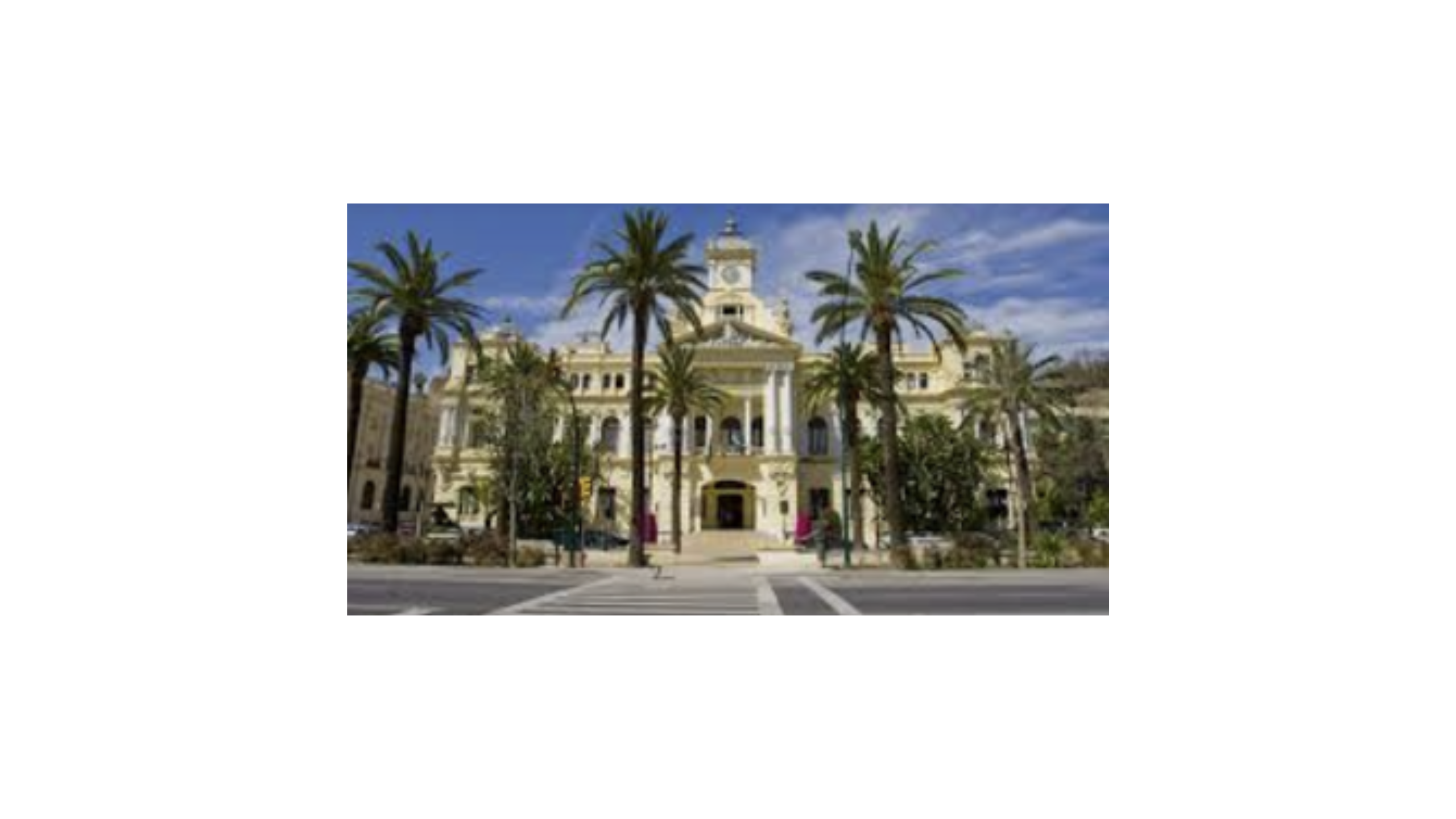 Enhorabuena a Gloria, Eva y Rocío que han aprobado su plaza, funcionarias de carrera, en el Excelentísimo Ayuntamiento de Málaga.